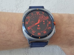 One UI Watch na Wear OS w końcu bije watchOS. Lata męki zakończone sukcesem