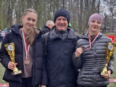 Młode lekkoatletki z LKS Pogórze z sukcesami