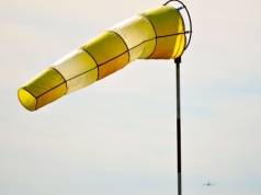 Silny wiatr na Podkarpaciu – IMGW wydało ostrzeżenie dla 9 powiatów