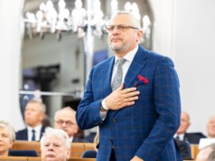 Operacja po znajomości dla rodziny Lenza. Przypominamy skandaliczne zachowanie polityka KO