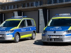 Niepozorne z zewnątrz, zaawansowane w środku. Takie radiowozy trafiły na Mazury