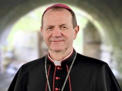 Kościół też szykuje się na czarny scenariusz. Parafie mają wejść do systemu