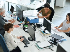 Hamulec wciśnięty. Koniec epoki masowych rekrutacji i taniej siły roboczej