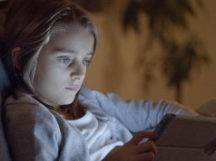 7 kroków, które przywrócą dziecku szkolny rytm po świętach. Bez krzyku i tableta