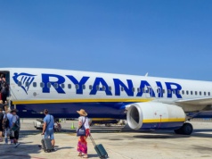 Bagaż w samolocie – nowe zasady w Ryanair i Jet2