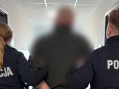 Awantura w domu skończyła się aresztem. 49-latek zaatakował rodziców