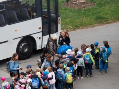 Nauczyciele z potrójną pensją. Samorządy obawiają się chaosu i kosztów