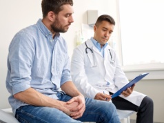 Lekarze ostrzegają: rak jądra najczęstszy u 15–35-latków, wczesne wykrycie daje szanse