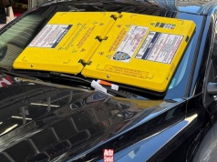 Blokada na szybę zamiast na koło za złe parkowanie. Nowa era blokowania aut. Jak działa?