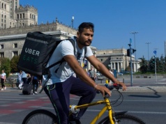 Rekord obcokrajowców na polskim rynku pracy. Wiemy, skąd przyjeżdża coraz więcej pracowników