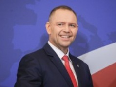 Sposób na prezydenta? Taki pomysł ma czwórka sędziów Trybunału Konstytucyjnego