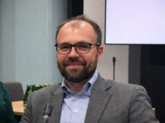 Akt oskarżenia przeciwko Krzysztofowi Szczuckiemu z PiS. Prokuratura bada sprawę RCL