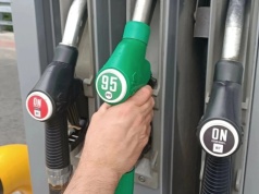 Orlen zmienia ceny paliw. Diesel tanieje, benzyna drożeje