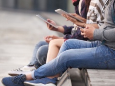 Kolejny kraj UE zakaże dzieciom social mediów?