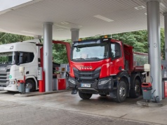 Paliwo drożeje błyskawicznie, tanieje powoli. Przewoźnicy: „To dopiero początek”