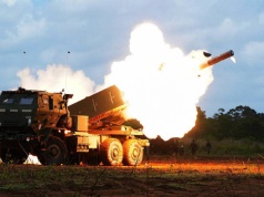 Duże zakupy rządu Orbana w USA. Dotyczą m.in. systemów HIMARS i ropy naftowej