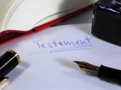 Już nie załatwisz tego u urzędnika? Rząd chce skasować najtańszy testament. Polacy zapłacą więcej