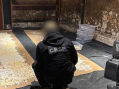 Akcja służb w dawnej stadninie koni. Złapani na gorącym uczynku