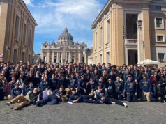 Młodzi w USA zwracają się ku wierze i Kościołowi. Dzieje się to często poprzez wspólnoty