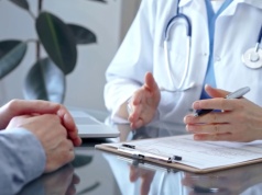 Alarmujące dane z ZUS. Coraz więcej zwolnień z tym kodem