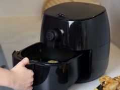 Popularny sprzęt znika ze sklepowych półek, może być w każdej kuchni. Natychmiast odłącz od zasilania