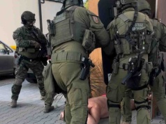 Duża szajka narkotykowa stanie przed sądem. Szef ukrywał się w Czechach