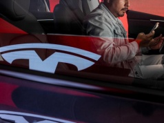 Reuters: Tesla pracuje nad nowym, tanim autem