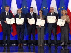 Kpina! Wybrani do TK złożyli pseudoślubowania bez prezydenta