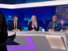 Poseł PiS parodiował ślubowanie. Prowadząca wyszła. "Pan sobie robi jaja"