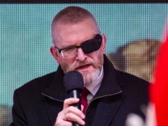 Nowy sondaż i duża niespodzianka tuż za podium. Braun dostał cios znienacka