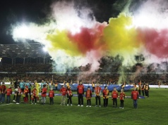 Żółto-Czerwone derby na remis