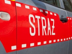 Pożar w zakładzie utylizacji opon. Gęsty dym widoczny był z daleka