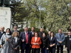 Skandal! Wybory na Węgrzech. Mafijny, antyunijny i prorosyjski PiS popiera Orbana. Posłowie tej partii w Budapeszcie