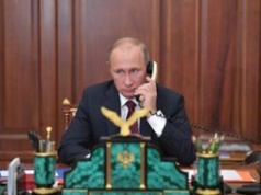 Putin rozmawiał z prezydentem Iranu. Chce pomóc w negocjacjach