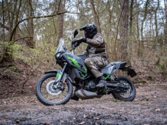 Nowość 2026: Kawasaki KLE 500 – legenda powraca! Test, dane techniczne, cena, wady, zalety