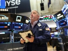 Rynki napędzane nadzieją na deeskalację. Giełdy rosną, ropa tanieje