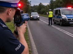 Policja zmienia pomiary prędkości. Kierowcy tracą prawko jedno za drugim,