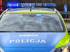 SZALONA UCIECZKA! Trzy wypadki jeden po drugim. Czy jeden kierowca siał chaos na drodze?