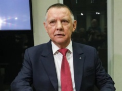 Podróże prezesa NIK kosztowały miliony