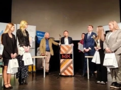 Nie tylko emotikony. Podczas Turnieju Debat Oksfordzkich młodzież pokazała umiejętności prowadzenia merytorycznej dyskusji