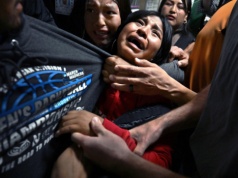 Zdjęciem „Rozdzieleni przez ICE” Carol Guzy wygrywa konkurs World Press Photo 2026