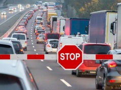Główna autostrada w Niemczech całkowicie zablokowana, korek ma już kilka kilometrów