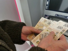 Wpłacisz tyle na konto, a bank powiadomi skarbówkę. Powyżej tej kwoty od razu trafisz na radar