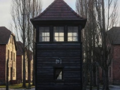 Auschwitz oczami więźnia. Muzeum Auschwitz pozyskało ilustrowany dziennik Alfreda Kantora