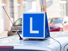 Instruktor nauki jazdy niczym lekarz psychiatra. Stresuje zwykłych ludzi