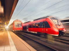 Szok w niemieckim pociągu regionalnym. Nagi mężczyzna zatrzymany, a lista zarzutów jest długa