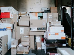 E-commerce w Polsce: jak dobrać opakowania do wysyłek InPost i ograniczyć koszty logistyki?