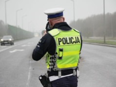 Pędził ponad 170 km/h i odrzucił mandat. Teraz o karze zdecyduje sąd
