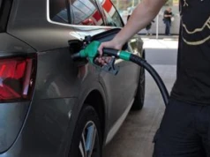6 czy 8 zł za litr? Minister powiedział, co dalej z cenami paliw