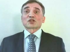 Ziobro odważny zza klawiatury! Uciekinier odpalił się w sieci, TAK naśmiewa się z Tuska. „Nawet to spartolili”